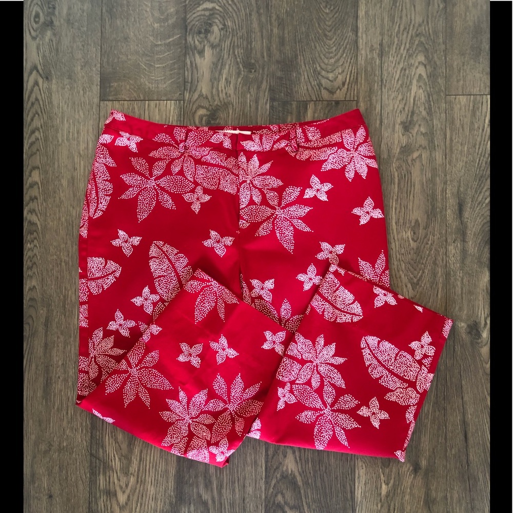 Evan-Picone Red And White Patterned Capris - image 2
